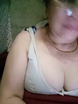 Snapshot of Funsexy1 chatting on 05-29-26, 02:56 Funsexy1 online show from 05-29-26, 02:56