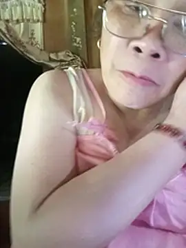 Snapshot of Funsexy1 chatting on 07-04-26, 03:46 Funsexy1 online show from 07-04-26, 03:46