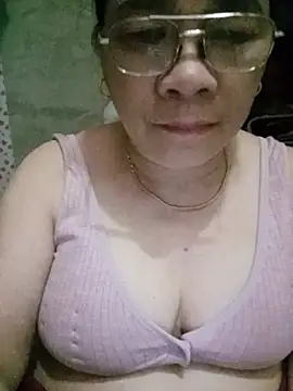 Snapshot of Funsexy1 chatting on 05-12-26, 08:15 Funsexy1 online show from 05-12-26, 08:15