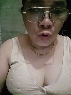 Snapshot of Funsexy1 chatting on 05-16-26, 10:36 Funsexy1 online show from 05-16-26, 10:36