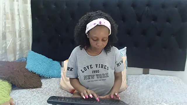 SquirtinNastyHun online show from 06-11-26, 02:53