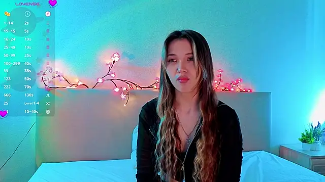 AnnaBerrys online show from 07-18-26, 08:23
