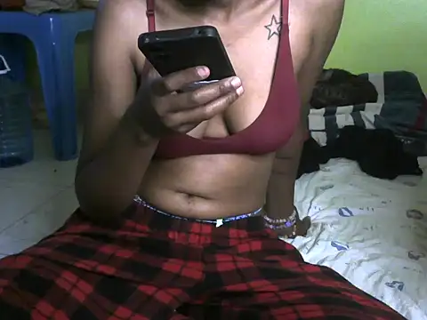 Esteline0 online show from 03-25-26, 03:11