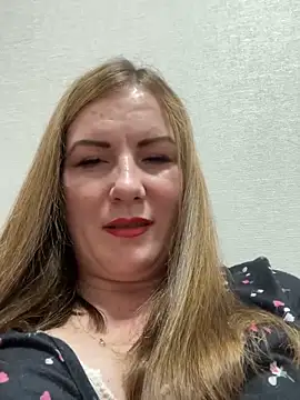 Snapshot of Susan_Wright chatting on 06-06-26, 11:10 Susan Wright online show from 06-06-26, 11:10