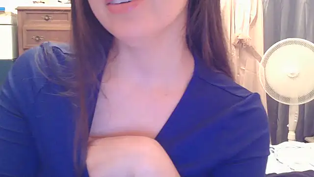 Snapshot of mery_lou20252 chatting on 06-18-26, 04:34 mery lou20252 online show from 06-18-26, 04:34