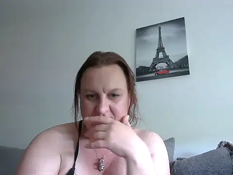 Snapshot of HotPussy785 chatting on 05-20-26, 08:22 HotPussy785 online show from 05-20-26, 08:22