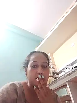 Snapshot of Sexi_roovi chatting on 06-19-26, 05:08 Sexi roovi online show from 06-19-26, 05:08