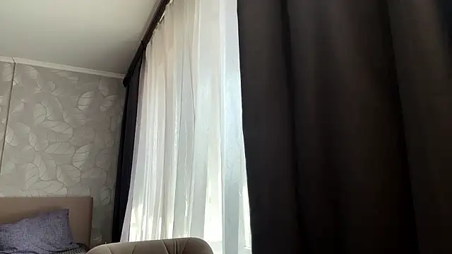 Emely Cute online show from 03-22-26, 09:33