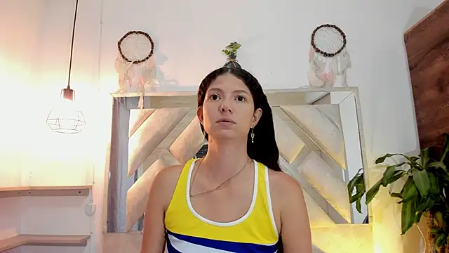 sofy bonnet1 online show from 05-04-26, 12:08