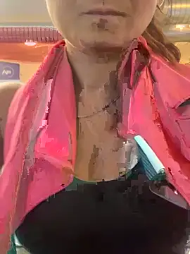 Supremegirlvibes online show from 06-19-26, 06:36