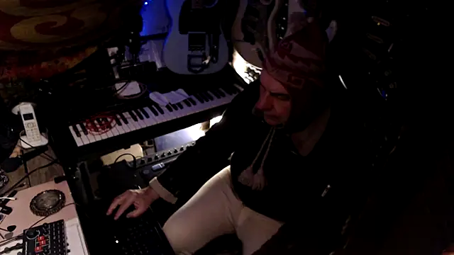 nicobite007 online show from 03-22-26, 07:54