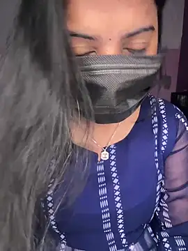 miss eyekiller12 online show from 05-18-26, 10:53