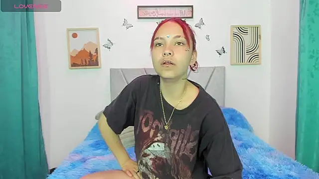 Snapshot of Megam_white chatting on 06-06-26, 02:39 Megam white online show from 06-06-26, 02:39
