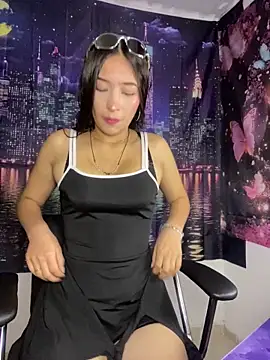 Itze Mua online show from 03-30-26, 12:56
