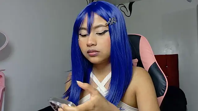 Snapshot of Nubeseliminadas chatting on 06-19-26, 01:33 Nubeseliminadas online show from 06-19-26, 01:33