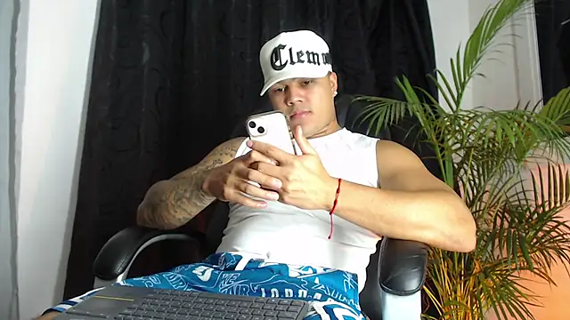 Pedro x777 online show from 03-25-26, 01:50