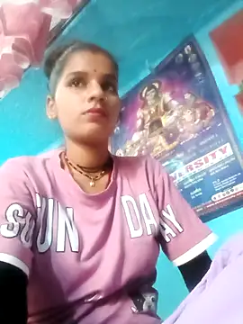 Snapshot of Raveena0990 chatting on 05-25-26, 06:23 Raveena0990 online show from 05-25-26, 06:23