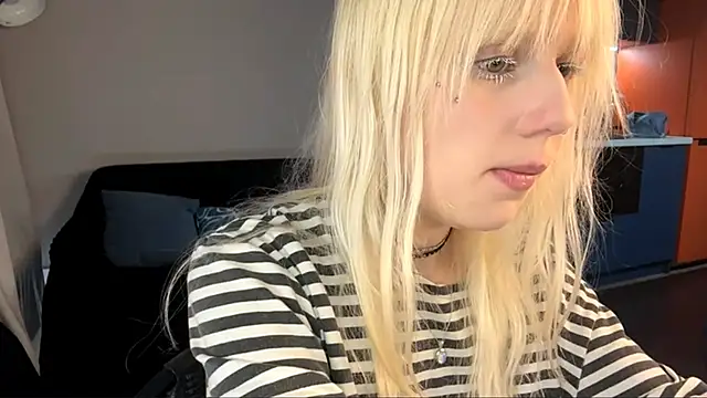 DivinaSpanski online show from 03-26-26, 12:58