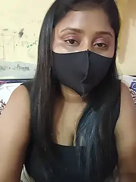 Snapshot of Tridha_2 chatting on 05-14-26, 08:11 Tridha 2 online show from 05-14-26, 08:11