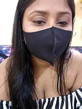 Snapshot of Tridha_2 chatting on 05-21-26, 09:50 Tridha 2 online show from 05-21-26, 09:50