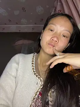 Jolinie online show from 04-01-26, 02:24