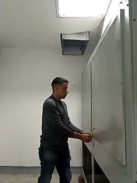 Snapshot of Meliods chatting on 04-05-26, 01:51 Meliods online show from 04-05-26, 01:51