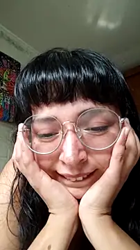 Snapshot of LisaMargo chatting on 06-03-26, 04:23 LisaMargo online show from 06-03-26, 04:23