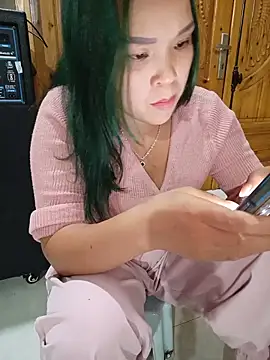 Snapshot of sena_baby chatting on 05-23-26, 11:53 sena baby online show from 05-23-26, 11:53