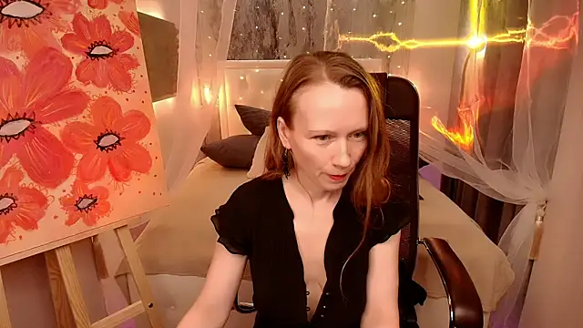 Snapshot of NicoleMiless chatting on 05-05-26, 12:41 NicoleMiless online show from 05-05-26, 12:41