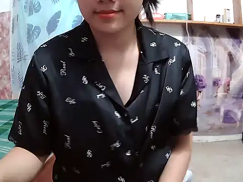 Snapshot of lusa_baby chatting on 07-25-26, 11:55 lusa baby online show from 07-25-26, 11:55