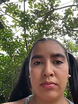 HaileyBiieber online show from 03-25-26, 08:19