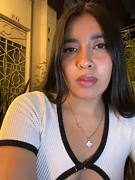 HaileyBiieber online show from 04-01-26, 11:56