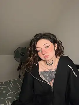 milou xtx online show from 03-24-26, 07:58