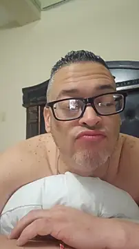 Snapshot of Boripass47 chatting on 06-14-26, 05:14 Boripass47 online show from 06-14-26, 05:14