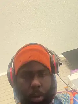 Snapshot of fatbbc45 chatting on 03-26-26, 04:05 fatbbc45 online show from 03-26-26, 04:05