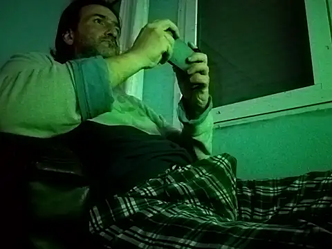 Snapshot of DanTrov79 chatting on 04-26-26, 06:38 DanTrov79 online show from 04-26-26, 06:38