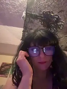 Snapshot of mango-kitty chatting on 04-24-26, 04:03 mango-kitty online show from 04-24-26, 04:03