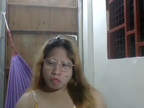 Snapshot of PinayChristine chatting on 07-22-26, 03:58 PinayChristine online show from 07-22-26, 03:58