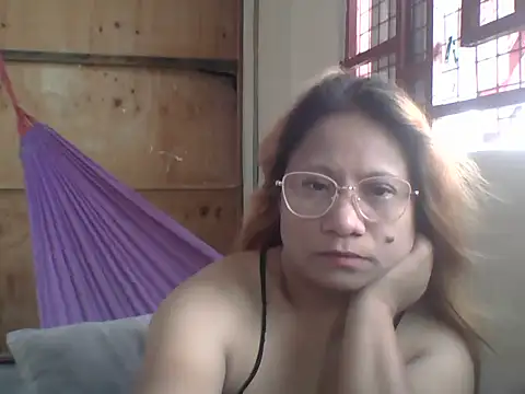 Snapshot of PinayChristine chatting on 07-19-26, 08:01 PinayChristine online show from 07-19-26, 08:01