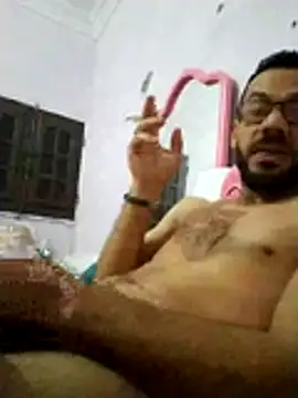 Snapshot of Alimohamed08 chatting on 03-23-26, 11:26 Alimohamed08 online show from 03-23-26, 11:26