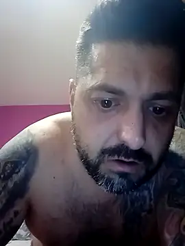 Snapshot of Muchos_cogios chatting on 06-16-26, 12:21 Muchos cogios online show from 06-16-26, 12:21