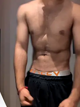Snapshot of handsome-hunky chatting on 03-24-26, 03:45 handsome-hunky online show from 03-24-26, 03:45