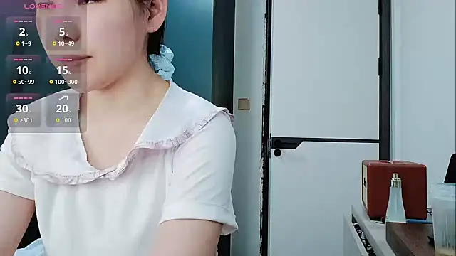 Snapshot of yunsu-68 chatting on 06-17-26, 08:25 yunsu-68 online show from 06-17-26, 08:25