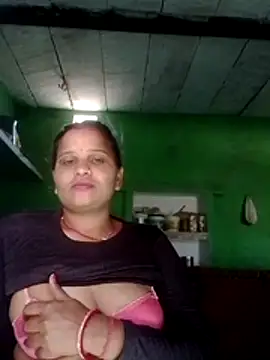 Shivani09900 online show from 06-27-26, 10:10