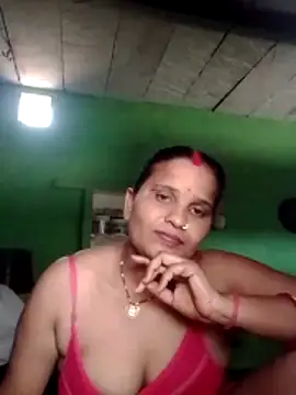 Shivani09900 online show from 06-15-26, 06:46