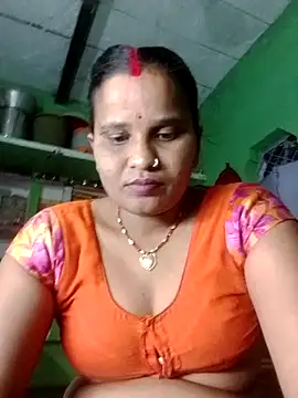 Shivani09900 online show from 05-26-26, 07:56