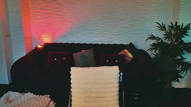 AngelWooW online show from 04-07-26, 04:58