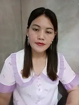 Snapshot of meg_06 chatting on 06-03-26, 08:48 meg 06 online show from 06-03-26, 08:48