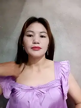Snapshot of meg_06 chatting on 06-05-26, 09:26 meg 06 online show from 06-05-26, 09:26