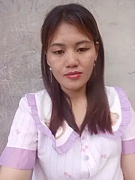 Snapshot of meg_06 chatting on 06-21-26, 11:16 meg 06 online show from 06-21-26, 11:16